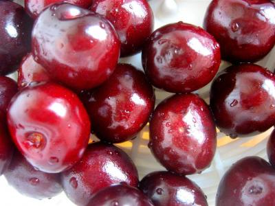 0708/Cherries0715.jpg 0708/Cherries0715.jpg