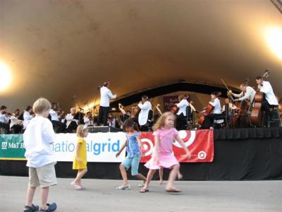 0708/Kidsinvade0703.jpg 0708/Kidsinvade0703.jpg