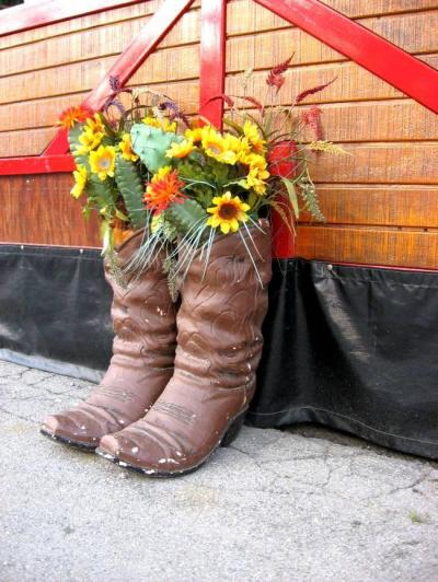 0809/Diedwithmybootson0823.jpg