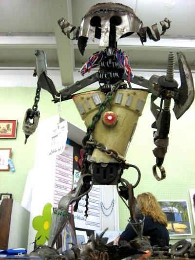 0809/Garbformers0823.jpg