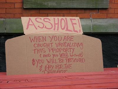 0909/Vandal20910.jpg